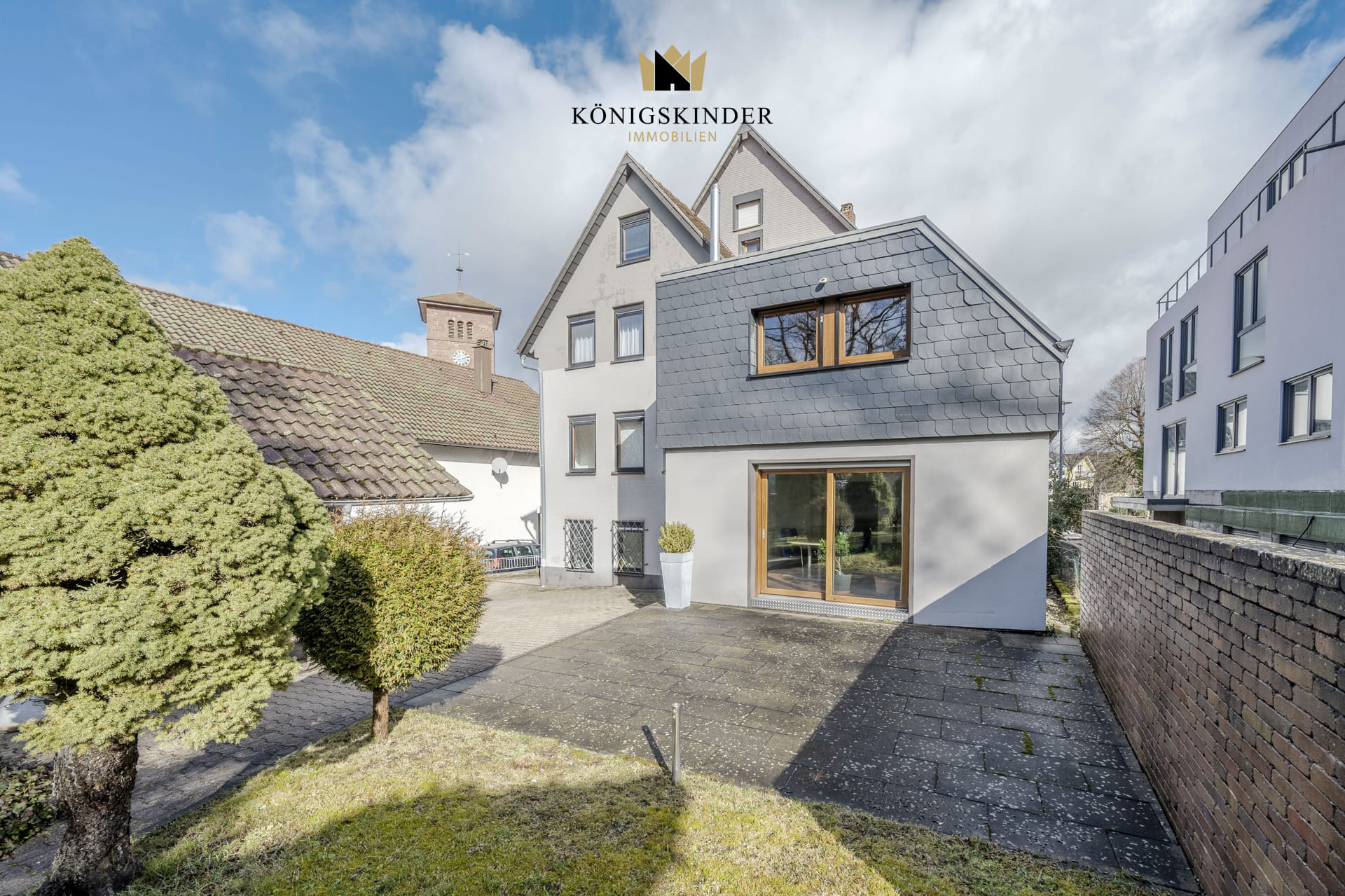 Immobilie in Schömberg - Schwarzwald-Investment mit Charme – Terrasse, Garten & vielfältige Nutzungsmöglichkeiten - Bild 2