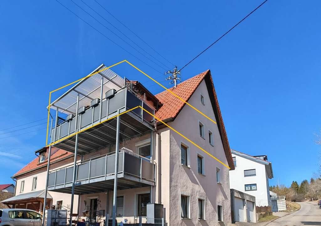 Immobilie in Münsingen - Attraktive 4-Zi-Wohnung im DG mit Balkon u. Garage – Perfekt für Kapitalanleger oder Selbstnutzer - Bild 0