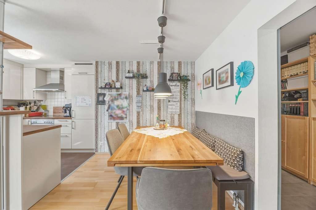 Immobilie in Deizisau - Tolle 4-Zimmer Wohnung mitten in Deizisau mit großem Garten als Sondernutzungsrecht - Bild 3