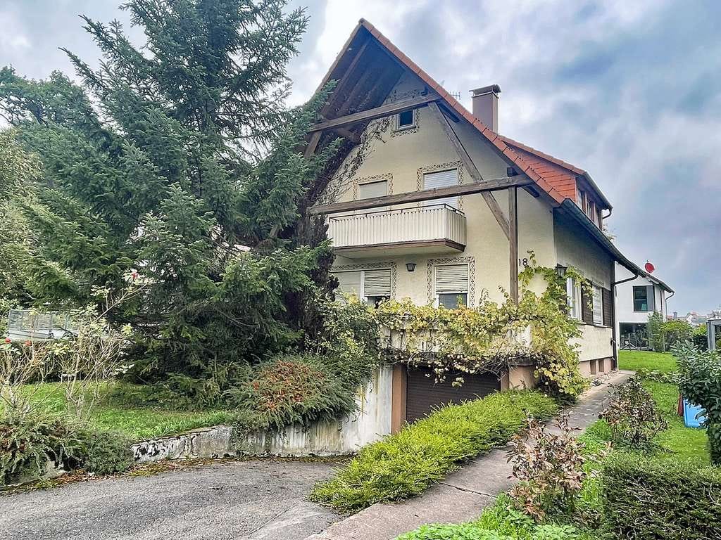 Immobilie in Holzmaden - Holzmaden - Einfamilienhaus mit schönem Grundstück in gefragter Lage - Bild 1