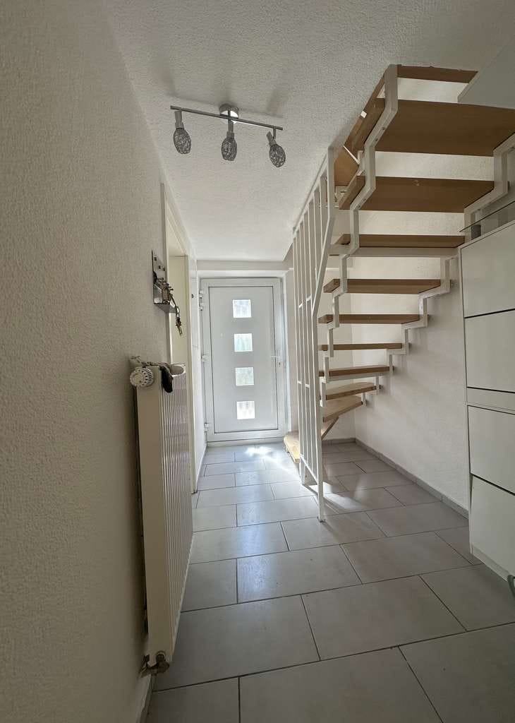 Immobilie in Ofterdingen - GUT & GÜNSTIG - Renoviertes Reihenendhaus in Ofterdingen sucht neue Besitzer - Bild 1