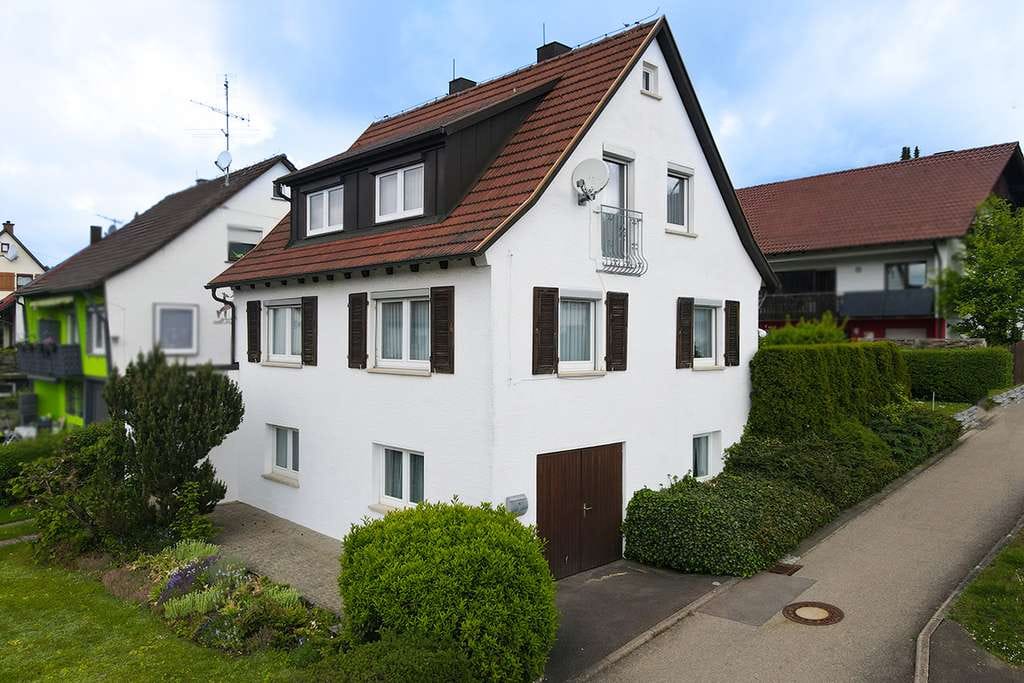 Immobilie in Bitz - Solides Einfamilienhaus mit Charme und vielseitigen Gestaltungsmöglichkeiten - Bild 0