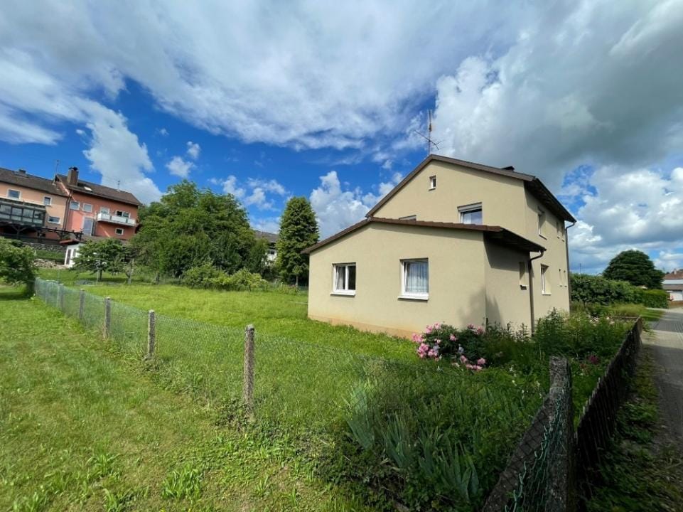 Immobilie in Seckach - GLOBAL INVEST SINSHEIM | Tolles Einfamilienhaus mit riesigem Garten in sehr ruhiger Lage in Seckach - Bild 2