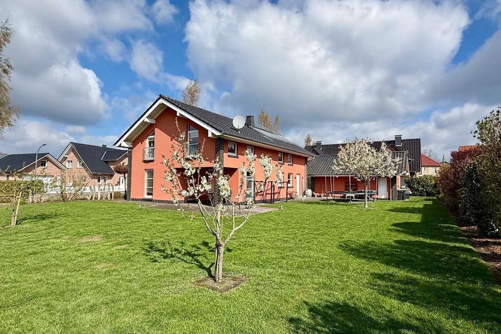 Immobilie in Ahlerstedt - Modernes Familienparadies in Top-Lage von Heeslingen. - Bild 1