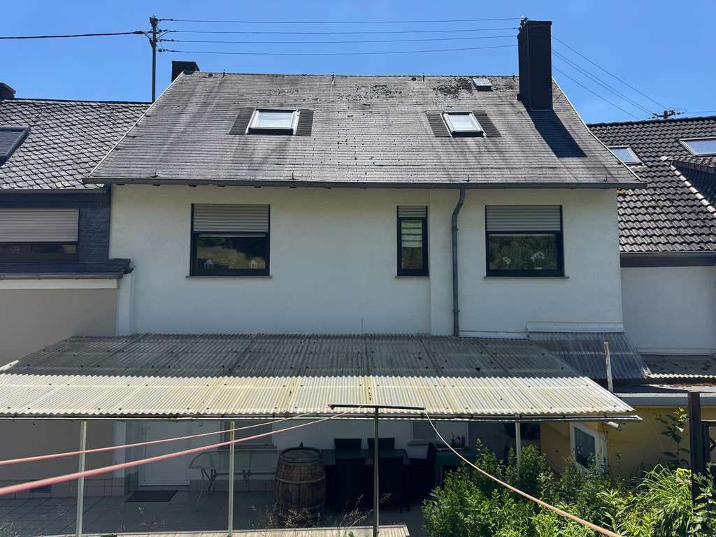 Immobilie in Fell - Großzügiges Einfamilienhaus mit Garage, Garten, Balkon und Terrasse in Fell - Bild 2