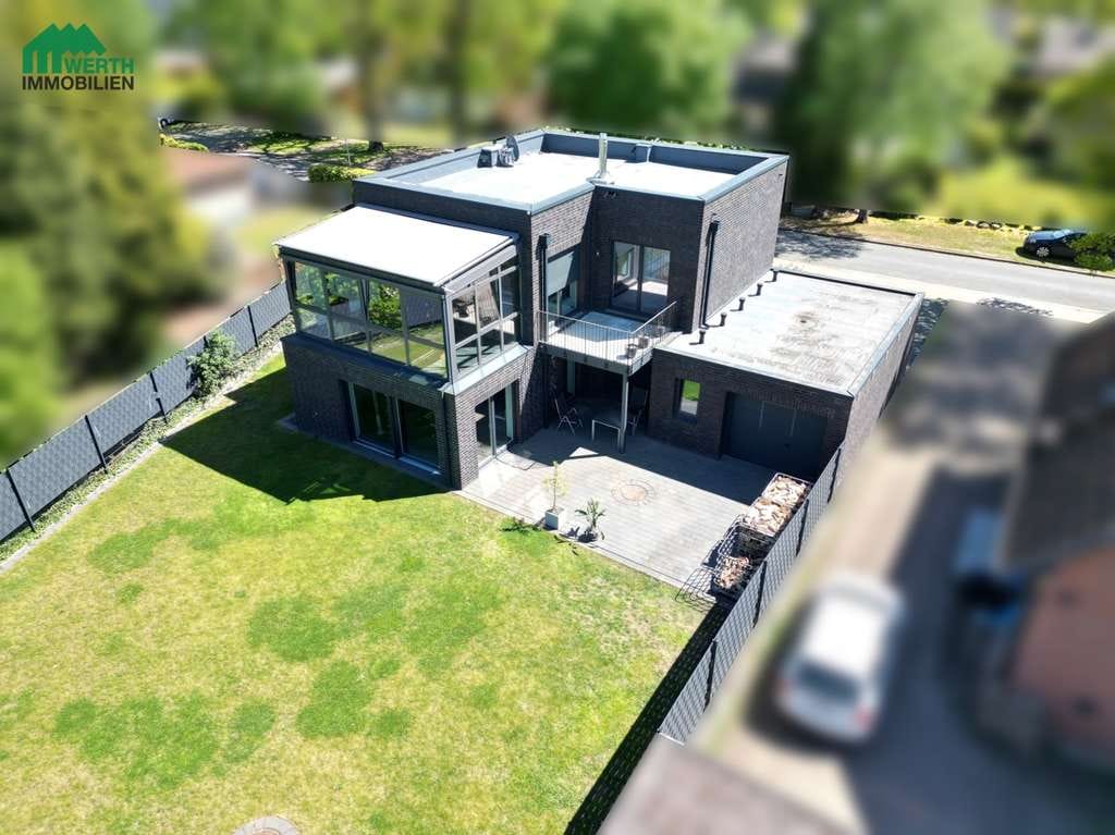 Immobilie in Bargstedt - Design trifft Ruhe – außergewöhnliches Haus für besondere Ansprüche *** 360 ° Rundgang *** - Bild 2