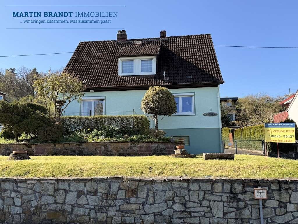 Immobilie in Hohenstein - Freistehendes Einfamilienhaus mit einem großen Garten in Ortsrandlage von Hohenstein / Hennethal - Bild 1
