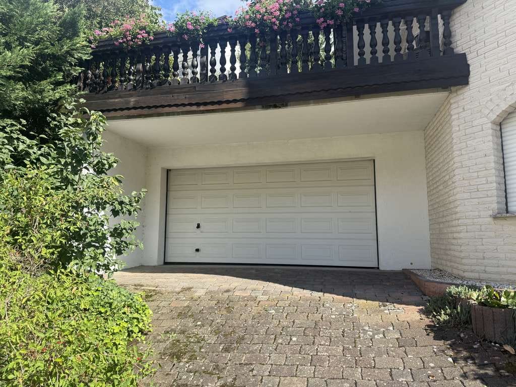 Immobilie in Linz am Rhein - großzügiges Einfamilienhaus mit Einliegerwohnung und traumhaftem Weitblick - Bild 3