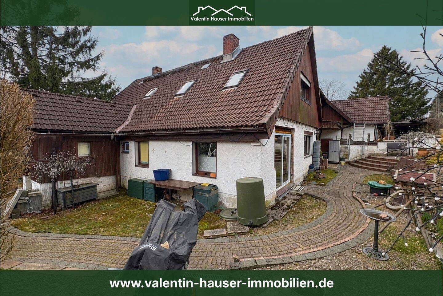 Immobilie in Braunlage - Zweifamilienhaus mit viel Platz und Potenzial zur Neugestaltung - Bild 0