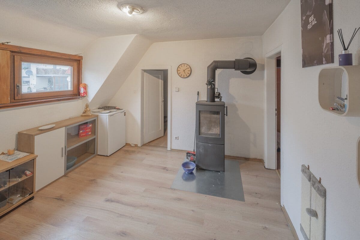 Immobilie in Burladingen - Sonniges 6-Familienhaus mit viel Platz für Ertrag und Rendite - Bild 3