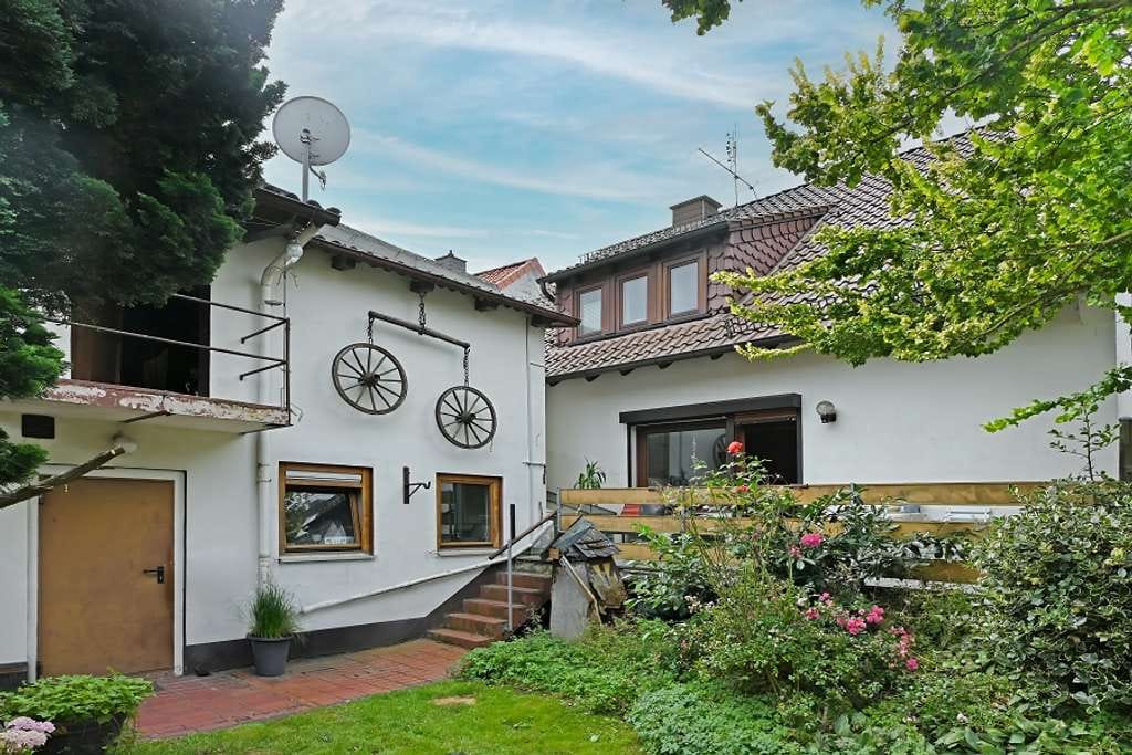 Immobilie in Rüdershausen - Rüdershausen: Familienfreundliches Haus mit Potential! - Bild 1