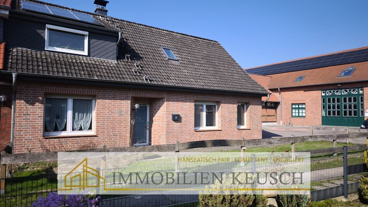 Immobilie in Twistringen - Energieeffiziente DHH mit PV, neuer Wärmepumpe und wasserführendem Kamin in Bestlage - Bild 1