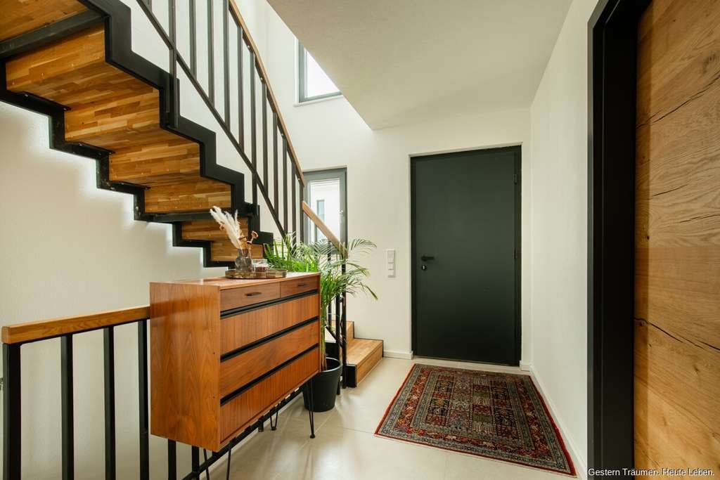 Immobilie in Friedenweiler - Exklusives Wohnerlebnis - Neubau mit Doppelgarage & Garten I in Rötenbach zu verkaufen - Bild 1