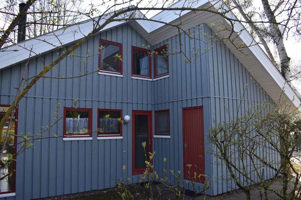 Immobilie in Mirow - frisch renoviertes skandinavisches Ferienhaus "Wildgans" in Mirow (Granzow)  provisionsfrei - Bild 0