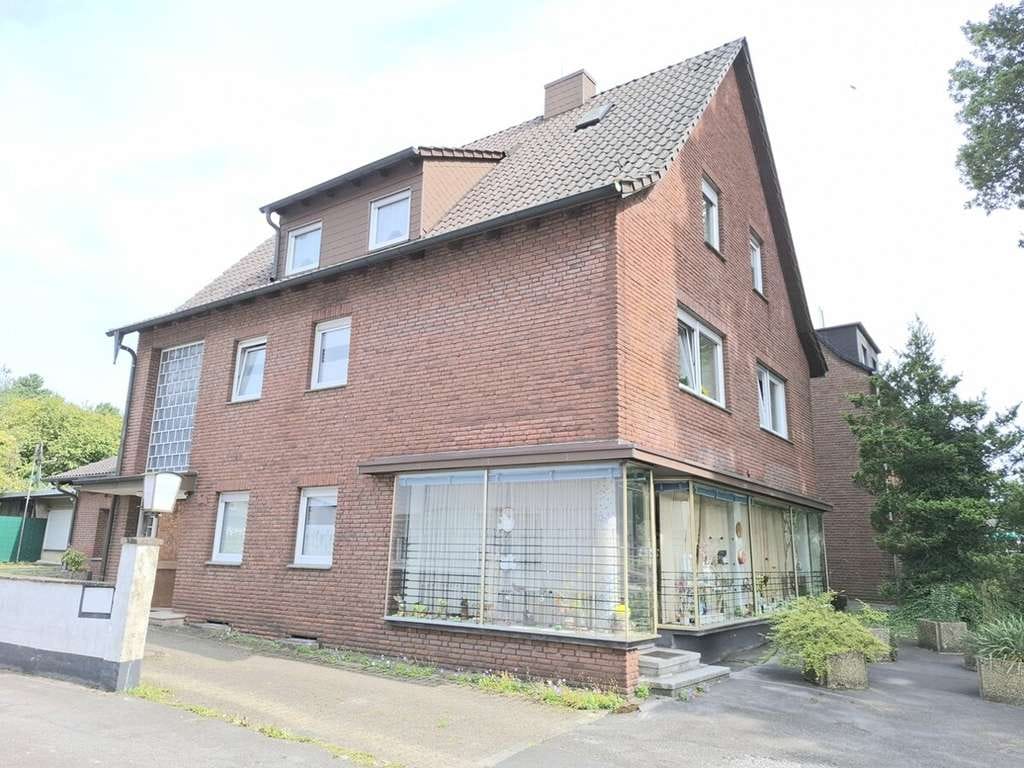 Immobilie in Marl - Marl-Sinsen!
Mehrfamilienhaus mit Potenzial in zentraler, bahnhofsnaher Lage. - Bild 1