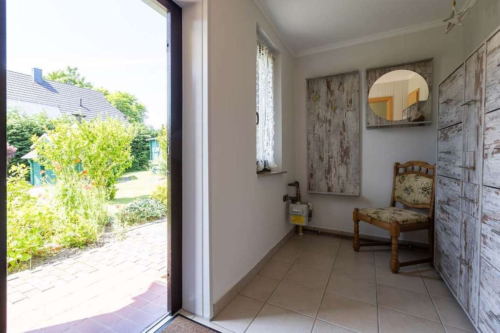 Immobilie in Prerow - Einfamilienhaus in wunderschöner Wiesenlage - Bild 4