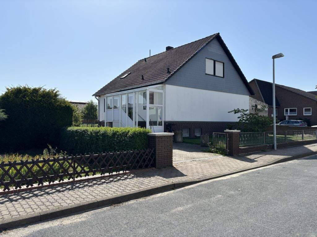 Immobilie in Rennau - *** Solides Okal-Haus mit Keller, Garage und großem Gartengrundstück *** - Bild 0