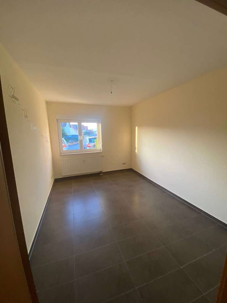 Immobilie in Leinefelde-Worbis - 4 Zimmer Wohnung im 1.OG Terrasse und Stellplatz - Bild 4