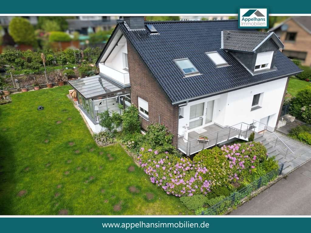 Immobilie in Georgsmarienhütte - Großzügiges Familienhaus mit modernem Bad & neuem Dach - Bild 0