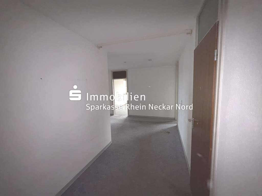 Immobilie in Hemsbach - Wohnglück mit Weitsicht – Wohnung mit Potential in Hemsbach - Bild 2