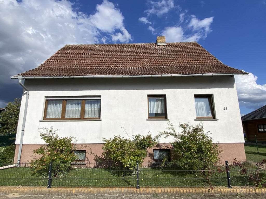 Immobilie in Bad Liebenwerda - Familiendomizil mit Entfaltungspotenzial - Einfamilienhaus in 04931 Neuburxdorf - Bild 1