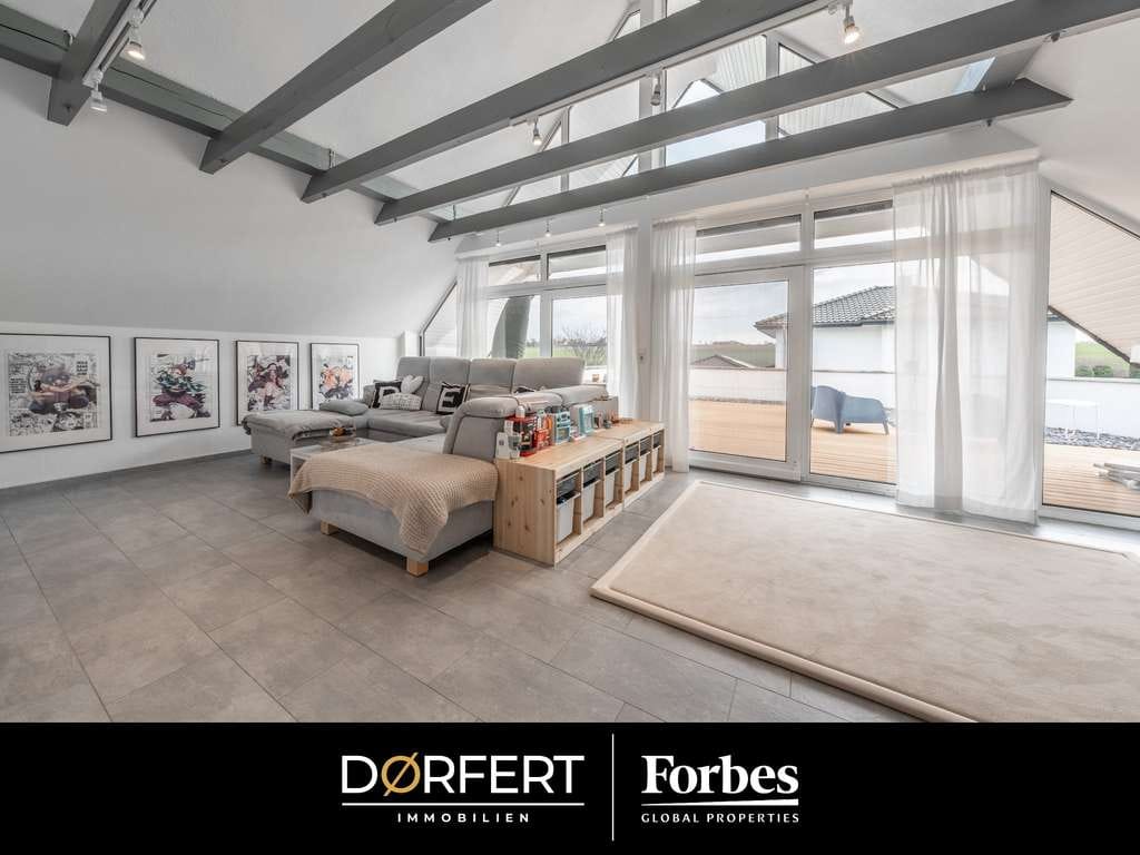 Immobilie in Kirchlengern - Traumhaftes Ein-/Zweifamilienhaus mit großem Garten & Dachterrasse in ruhiger Lage Kirchlengern - Bild 0