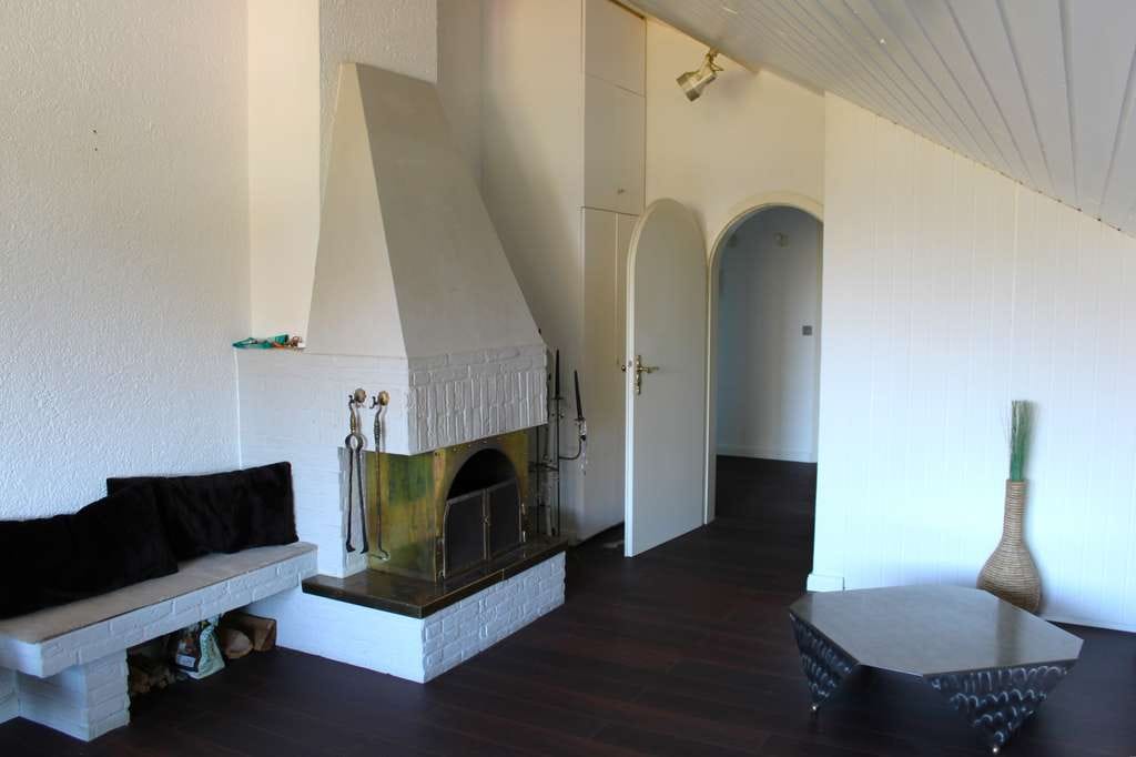 Immobilie in Dießen am Ammersee - Seeblick - Rarität in Dießen am Ammersee - Wunderschöne Dachgeschosswohnung - Bild 3