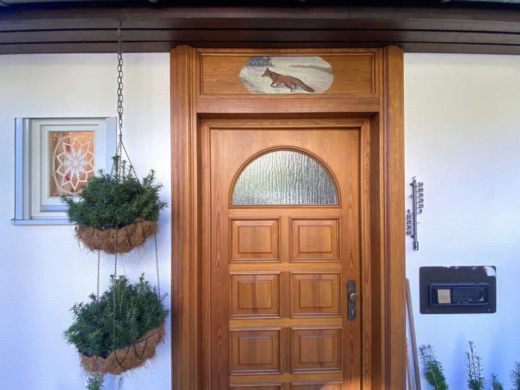 Immobilie in Althütte - *** Wohnen wie im Urlaub ... großes, gepflegtes Einfamilienhaus mit toller Aussicht und ganz nah an  - Bild 1