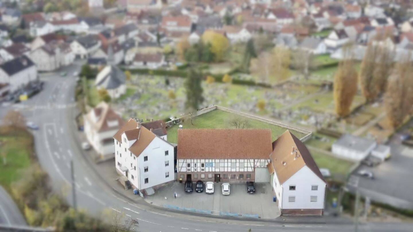 Immobilie in Neustadt - 4-Parteien-Mietshaus ideal für Kapitalanleger - Bild 1