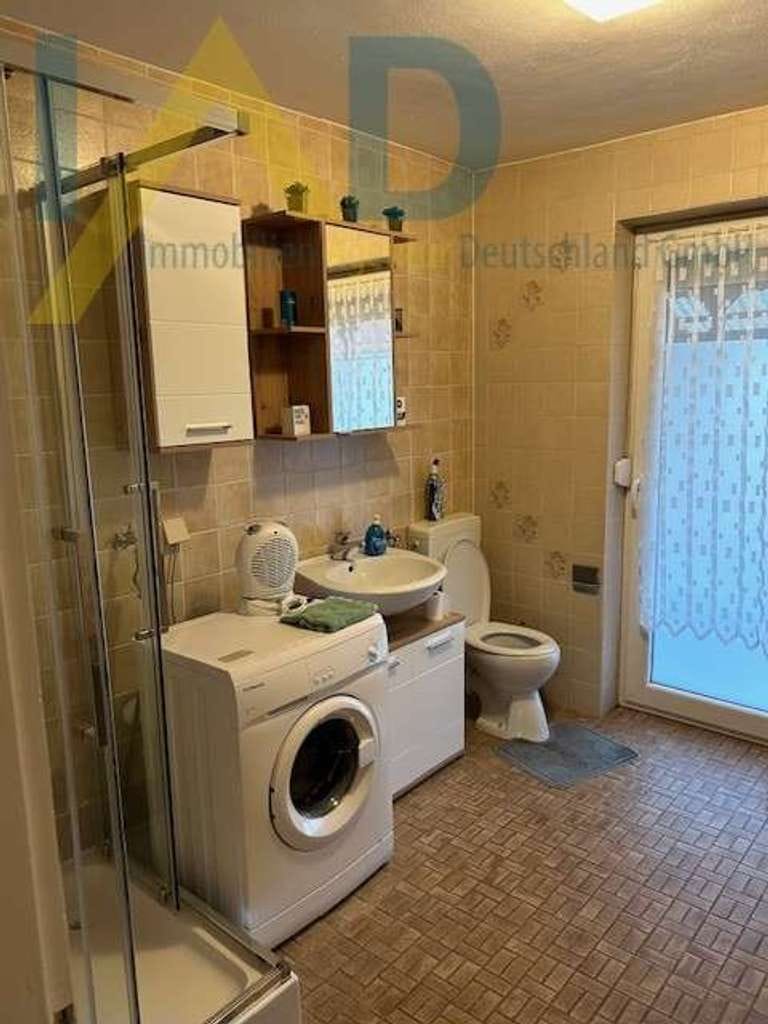 Immobilie in Hengersberg - Sofort beziehbare 3-Zimmer-ETW mit großer Dachterrasse zu verkaufen  - Bild 4