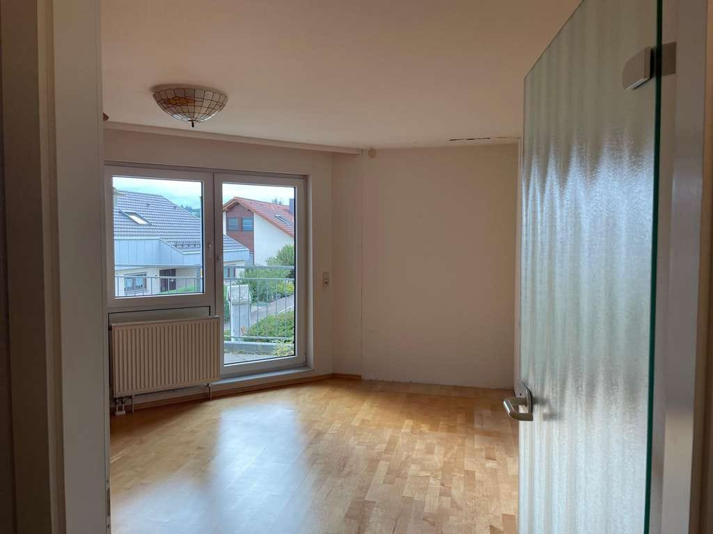 Immobilie in Weissach - Außergewöhnlich: Wohnung mit  Einliegerwohnung - Bild 3
