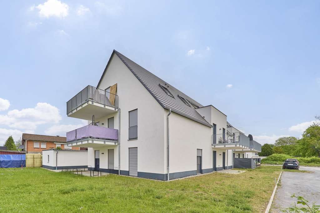 Immobilie in Hochstadt (Pfalz) - ++ NEUWERTIGE 2 ZKBBalkon im EG eines Mehrparteienhauses! ++ - Bild 3