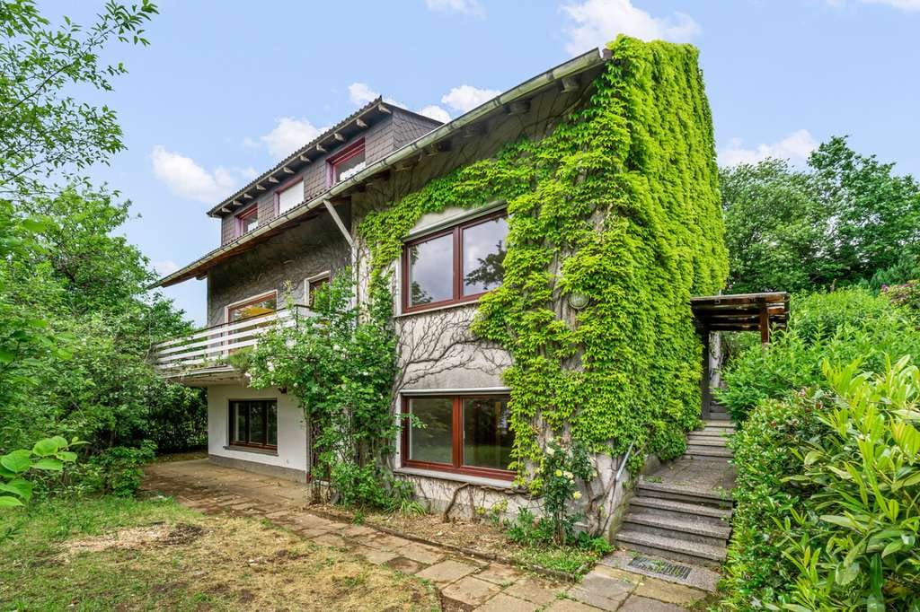Immobilie in Attendorn - Ennest: Einfamilienhaus in ruhiger Wohnlage - Bild 1