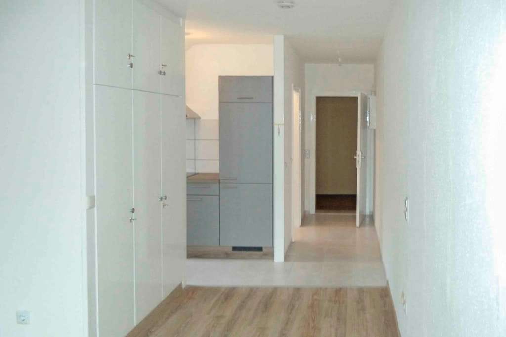 Immobilie in Faßberg - Raffiniertes Apartment auf parkähnlichem Anwesen ! In bevorzugter Lage & ideal für Pendler... - Bild 3
