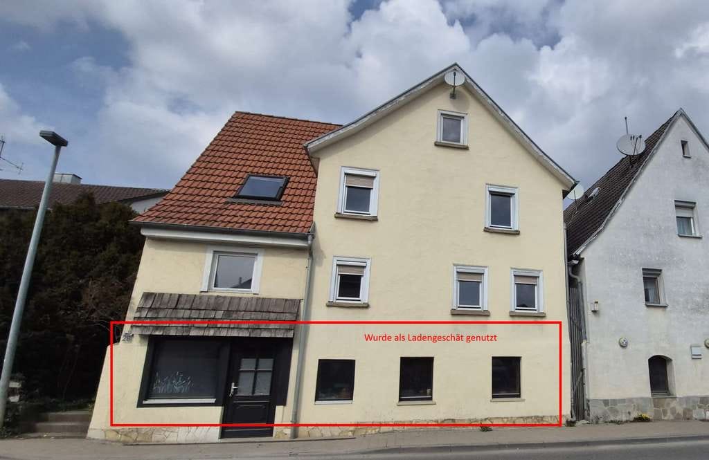 Immobilie in Bondorf - Einfamilienhaus in zentraler Lage mit neuer Pelletheizung - Bild 0