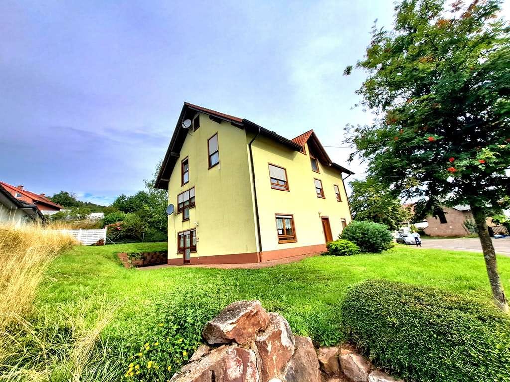 Immobilie in Föckelberg - Großzügiges, freistehendes Einfamilienhaus zu verkaufen - Bild 0
