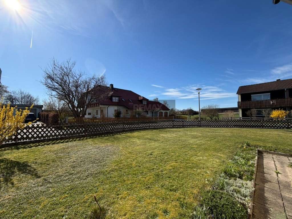 Immobilie in Speichersdorf - Charmantes Einfamilienhaus in ruhiger Wohnlage von Seybothenreuth/Plössen - Bild 3