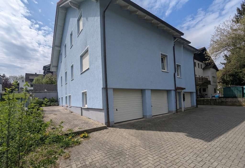 Immobilie in Haiger - Attraktives Mehrfamilienhaus mit 5 Einheiten & 4 Garagen | Kapitalanlage mit Zukunft | Provisionsfre - Bild 3