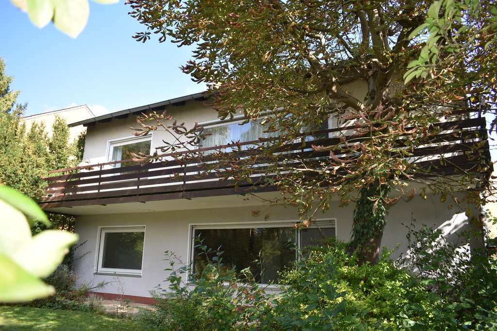 Immobilie in Göttingen - Großzügiges EFH mit Einliegerwohnung im Herzen von Geismar - Bild 1