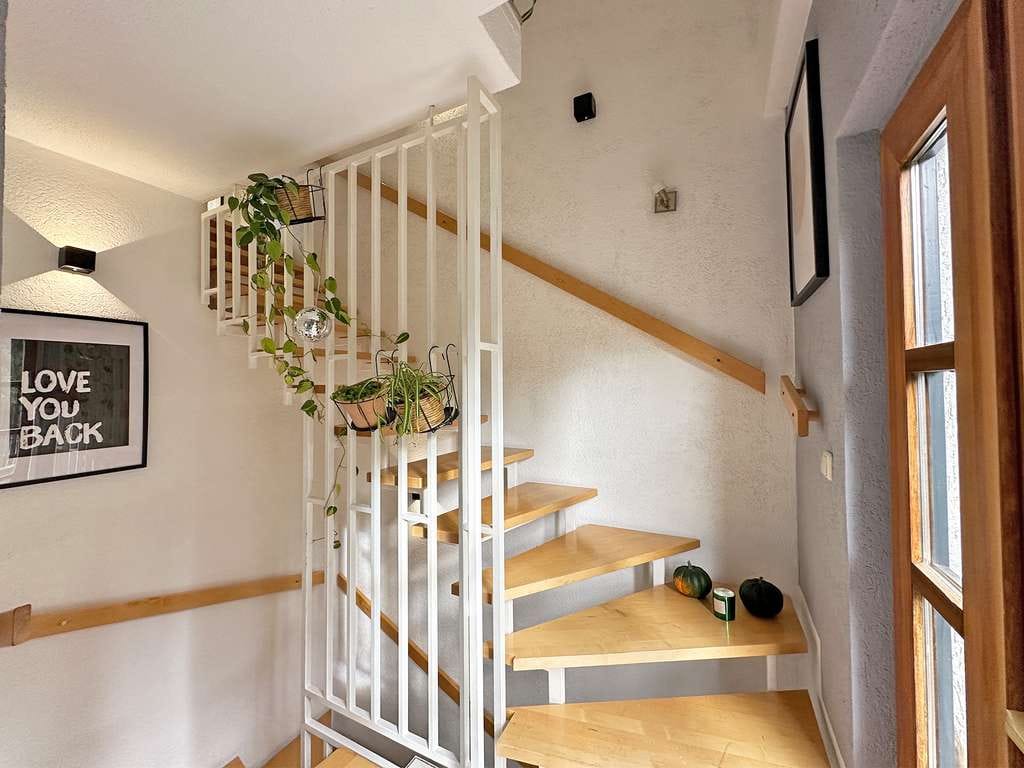 Immobilie in Herleshausen - Charmantes Landhausambiente mit Sauna und großzügigem Garten in idyllischer Lage - Bild 3