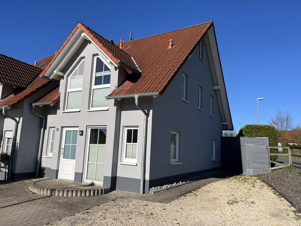 Immobilie in Dingelstädt - Einfamilienhaus Bj. 2001 mit unverbaubare Aussicht in Dingelstädt - Bild 2