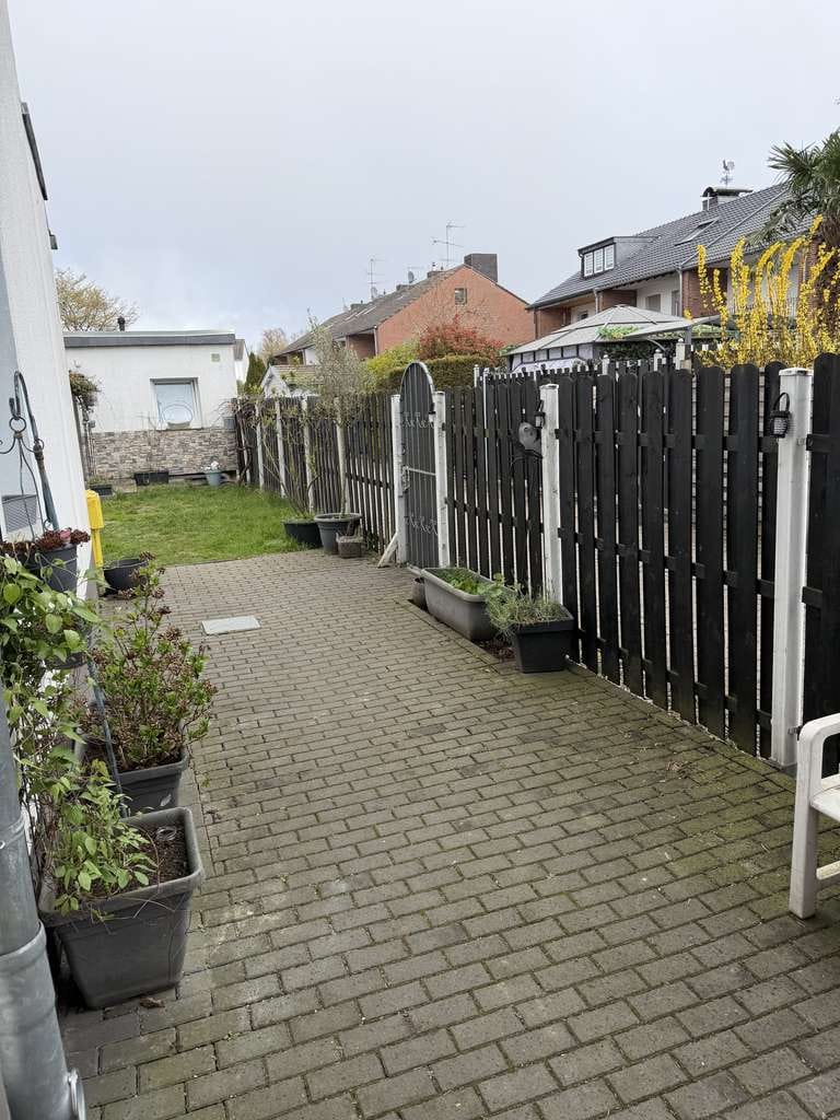 Immobilie in Viersen - Ansprechendes Reiheneckhaus! Familienfreundlich! Freiwerdend! - Bild 2