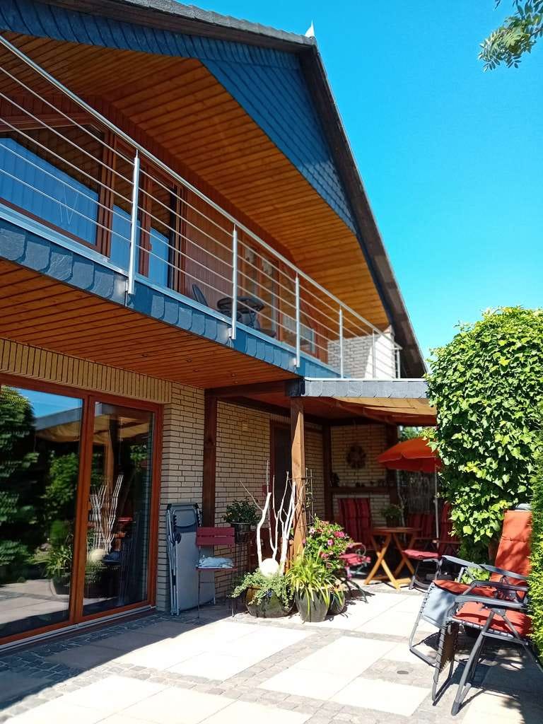Immobilie in Ribbesbüttel - Großzügiges Einfamilienhaus mit viel Platz in dörflicher Idylle - Bild 1
