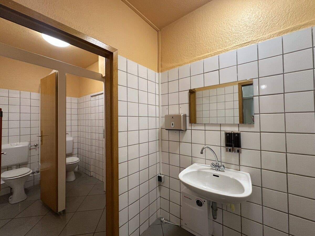Immobilie in Hessisch Lichtenau - Attraktive Kapitalanlage: Wohn- und Geschäftshaus mit soliden Mieteinnahmen und saniertem Gewölbekeller! - Bild 2