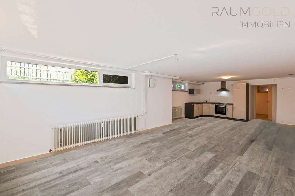 Immobilie in Hausen im Wiesental - Gepflegte 2 Zimmer Souterrainwohnung mit vielseitigem Nutzungspotenzial in Hausen im Wiesental - Bild 1