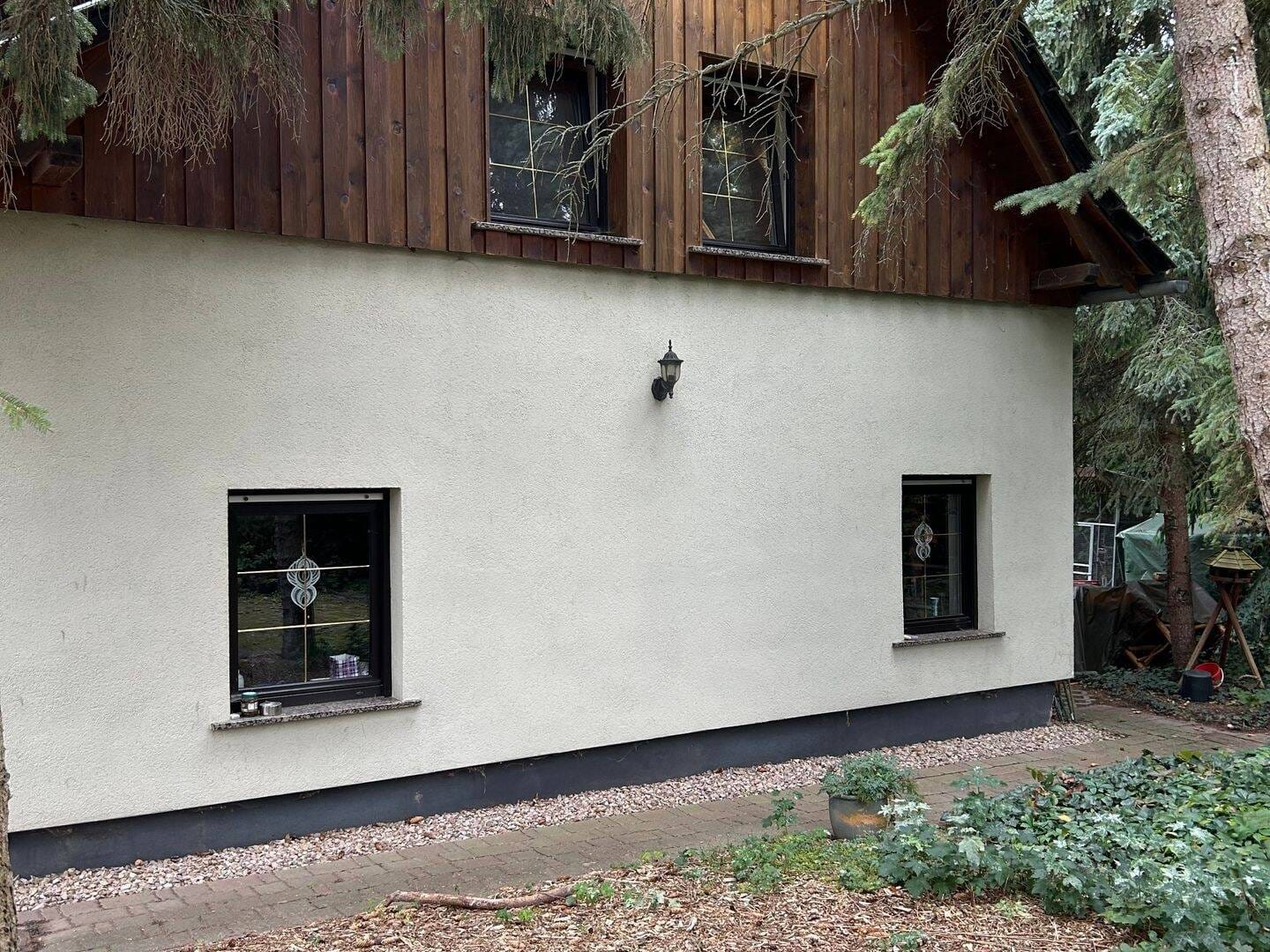 Immobilie in Stadtilm - Großes Grundstück trifft auf Ruhe & Wohnqualität – Familienidylle in Stadtilm - Bild 1