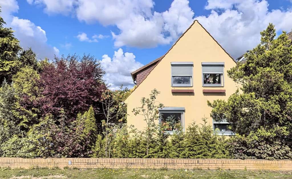 Immobilie in Bad Bevensen - Charmantes Einfamilienhaus mit Dachterrasse, Garten & Garage - Bild 0