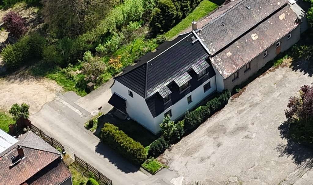 Immobilie in Otterwisch - Geräumiges 9-Zimmer-Gebäude in Otterwisch (2WE) - Bild 0