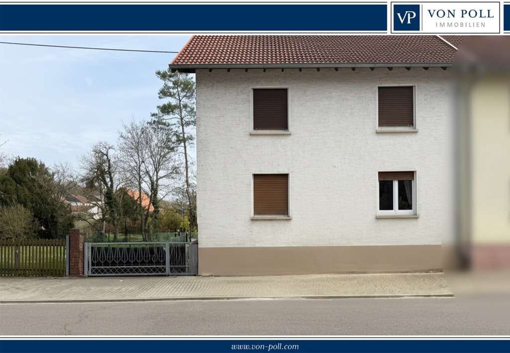 Immobilie in Mandelbachtal - Renovierungsbedürftiges Einfamilienhaus mit großen Grundstück - Bild 0