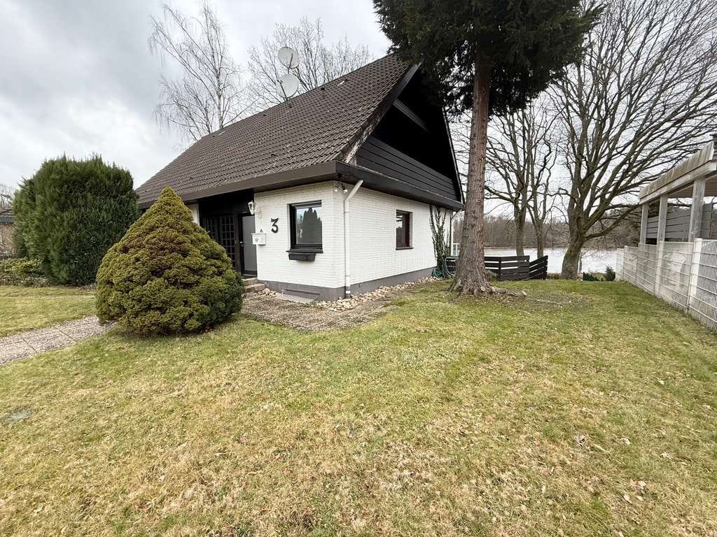 Immobilie in Waldmohr - Haus am See - Schönes Einfamilienhaus in einmaliger Lage - Bild 0